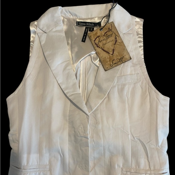 Love Stitch | White Sleeveless shirt / jacket with V-Neck NWT size S. Vest - Picture 4 of 9